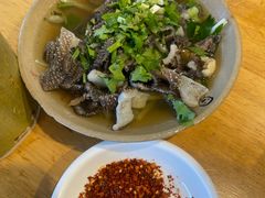 -谢老五跷脚牛肉·非遗传承店