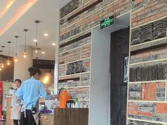 -莲餐厅·湖北菜·潜江小龙虾店(愚园路店)