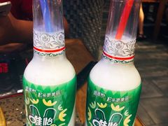 -沪小二炭火蛙锅(淮海中路美食不夜城店)
