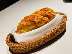 自制蒜蓉面包-Oyster Talks 四度蚝法餐厅