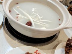-泉福居酱骨头自助广场(南大街商业步行街店)