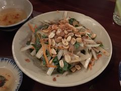-Cuc Gach Quan Restaurant
