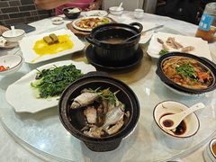 -姐妹鸭仔饭店(湾南路店)