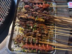 -小辣椒汤锅烧烤(温泉南街店)