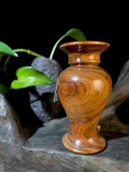 -灵彩珠宝(朗香街店)