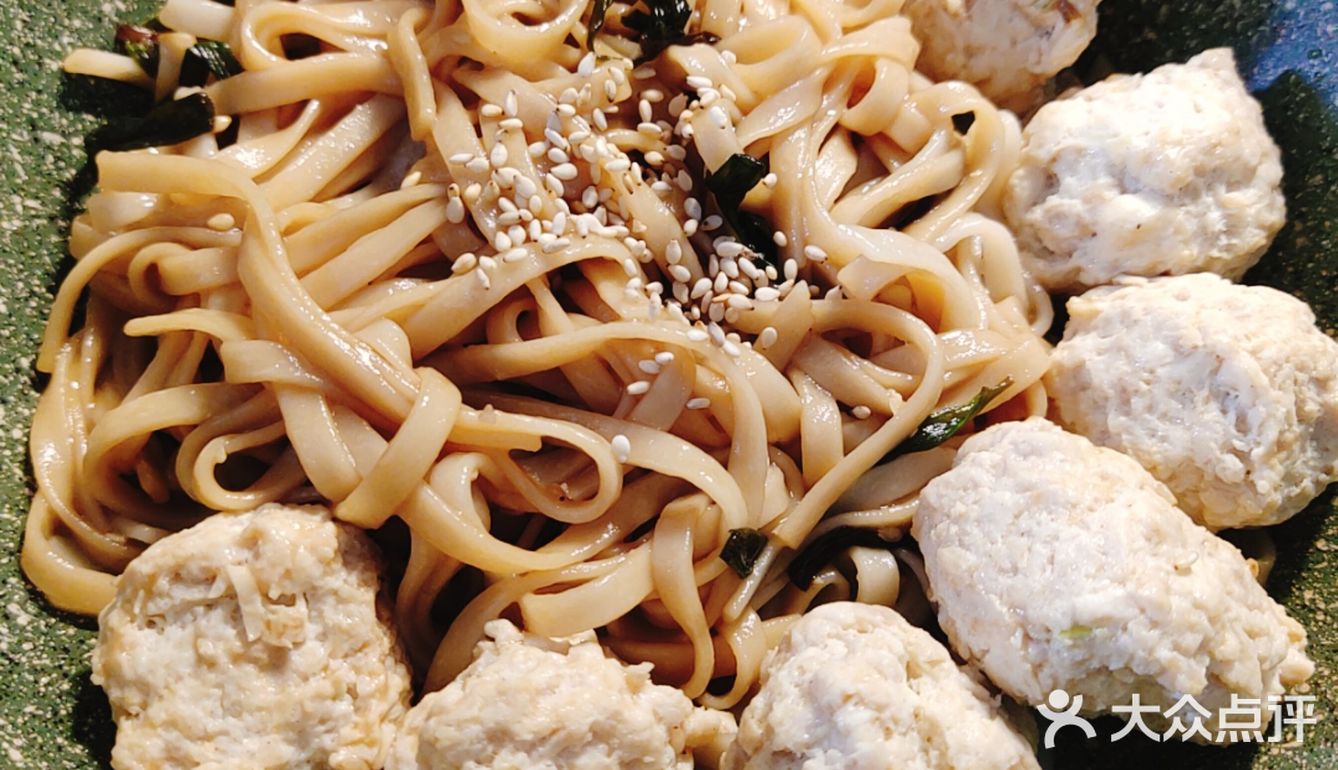 自己剁肉捏的番茄杏鲍菇鸡肉丸