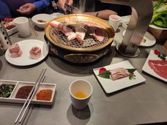 -山焱·炭火自助烤肉(周浦万达店)