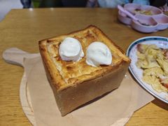 珍宝蜂蜜厚多士-去茶去餐厅(中央大街店)