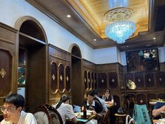 -秘密旅行Bonjour(黑金冠 江南西店)