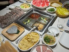 -颐辰舍岁岁羊(文昌万达景园店)