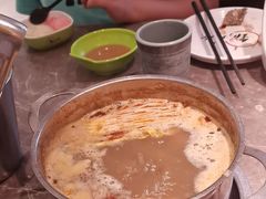 -锅儿欢海鲜火锅烤肉自助餐(东港凯虹店)