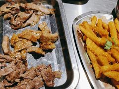 -马路牙子烧烤音乐酒馆(望京店)