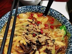 -粉家柳州螺蛳粉(杨宅路店)