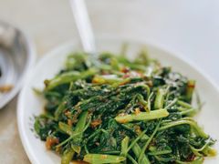 -新峰肉骨茶