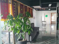 -阿姨来了月嫂服务中心(徐汇店)