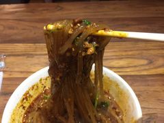 -万记麻辣烫国展总店