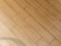 -优衣库(威海威高购物中心店)
