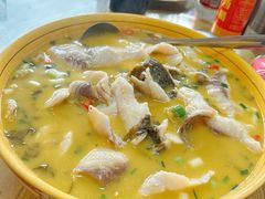 -溢心园香河肉饼总店