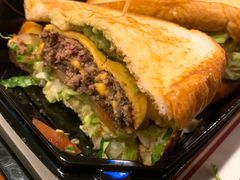 -The Habit Burger Grill 哈比特汉堡(复兴soho店)