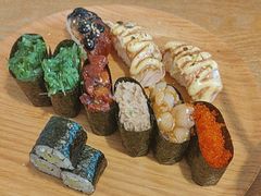 -春笙食堂.丼饭拉面寿司(GOGO新天地店)
