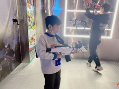 -VR+乐园·VR电竞·家庭亲子·密室逃脱·轰趴团建