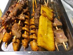 -茸梅路右拐龙虾-农家菜(松江店)