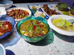 -忘忧草融合私房菜(红鼎国际店)
