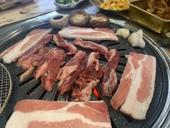 -黑豚黨韩国烤肉料理(悦然时光店)