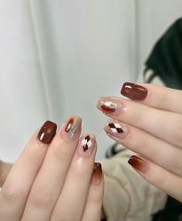-桃色美甲沙龙