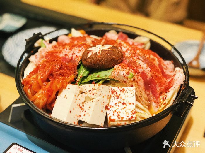 井上村精品日本料理和牛泡菜锅图片