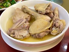 特色岭南鸡腿-煲仔王海鲜酒家