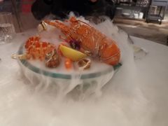 -广州塔卢特斯法国旋转餐厅