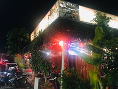 -大树下海鲜饭店