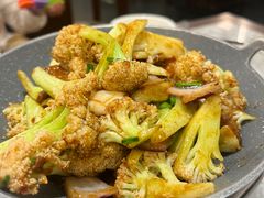 -小菜园新徽菜(宜兴八佰伴店)