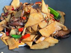 -吃货私房菜(丽江束河古镇店)