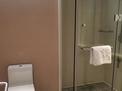 -上海中航虹桥机场泊悦酒店