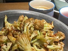 -蜜桃餐厅·伴山(湖滨商业街店)