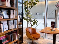 -茑屋书店(天目里店)