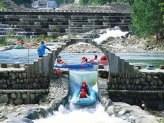 -龙井峡漂流