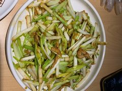 蒜苗炒肉丝-榆林镇筋饼(知春路店)
