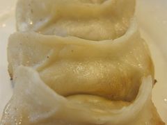 牛肉锅贴-伊清斋牛肉面(华佗路店)