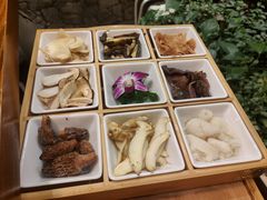 -大理董·董家小厨野生菌火锅(古城旗舰店)