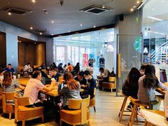 用餐区-星巴克臻选(周浦万达店)