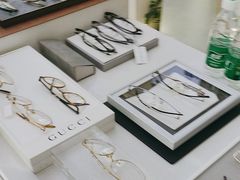 -视野联行眼镜·蔡司·尼康战略合作店(城西银泰店)