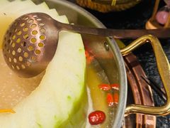 -得意咚瓜·顺德鱼生·冬瓜火锅(深圳首店)