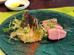 -香格里拉鱼跃地中海西餐厅·牛排披萨