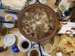 -威邵鸡煲(西华路总店)