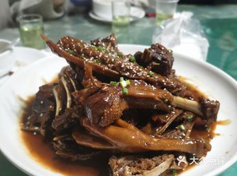 一家苍蝇小馆—联东u谷附近