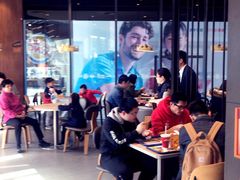 大堂-汉堡王(徐汇绿地缤纷店)