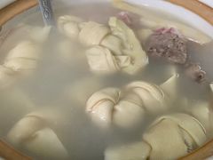 腌笃鲜汤-蘭心餐厅(进贤路店)